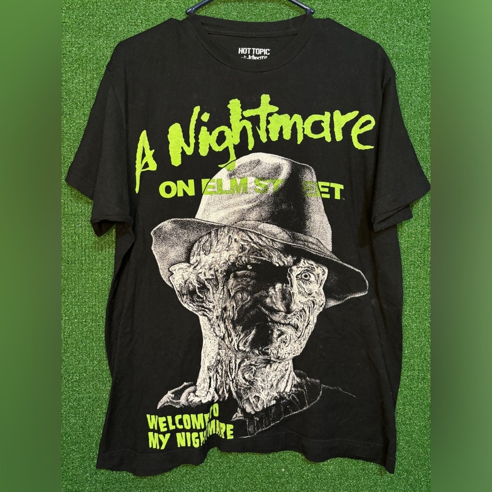Freddy Krueger T Shirt - A Nightmare On Elm Street - L Men’s - Hot Topic